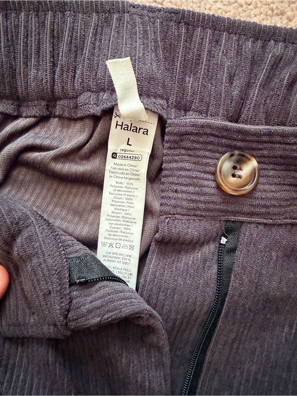 Like New- Women’s HALARA Gray Corduroy Casual Pants Size Large